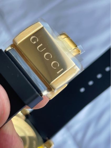GUCCI DRIVE 45mm Gold Snake Black Dial Rubber Band Swiss Watch YA136219 รูปที่ 10