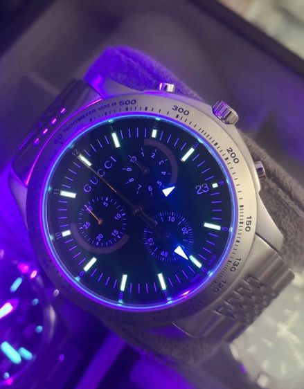 Gucci G-Timeless YA126257 126.2 Men's Black Watch