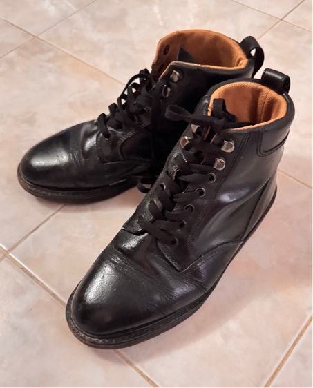 รองเท้า Dr.martens ของแท้ 