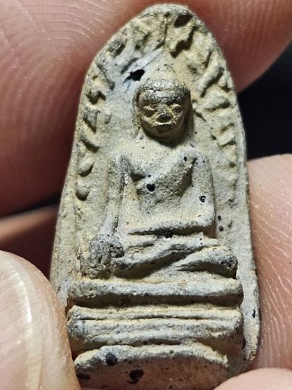 พระรอดกรุวัดมหาวัน รูปที่ 16