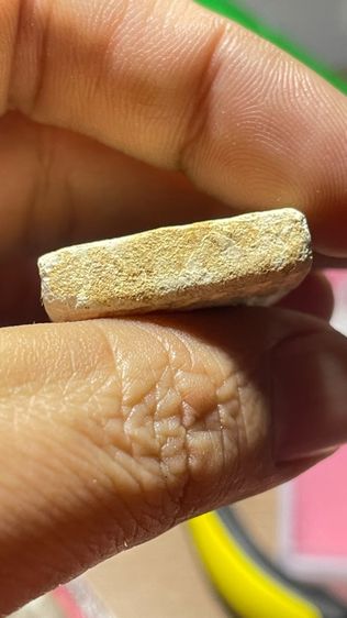 พระสมเด็จไม่ทราบที่พิมพ์แปลกเนื้อแห้งเก่าจัด รูปที่ 5