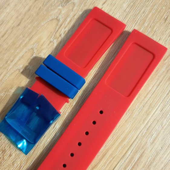 สายนาฬิกาซิลิโคน ลายธงชาติไทย ขนาดหัวสาย 21 มิล รูปที่ 3