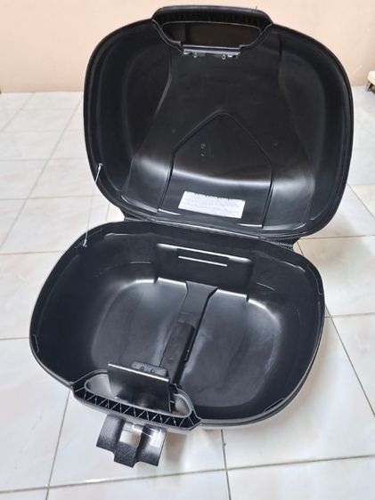 ราคาพิเศษถูกมากๆค่ะ กล่องติดท้ายรถจักรยานยนต์ จากประเทศเยอรมัน ขนาด 48ลิตร ยี่ห้อ Hepco Becker ..Haloใส่หมวกกันน็อคได้2ใบค่ะ รูปที่ 6