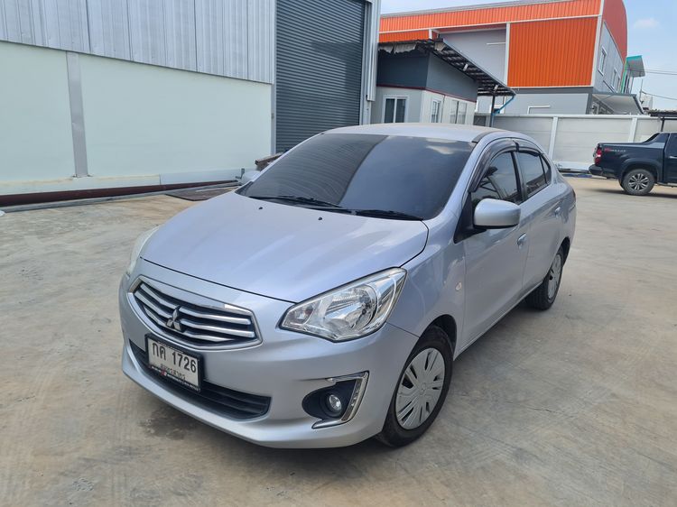 รถ Mitsubishi Attrage 1.2 GLX สี บรอนซ์เงิน