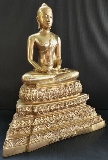 พระเจ้าแก้วมรกต วัดพระธาตุลำปางหลวง รูปที่ 3