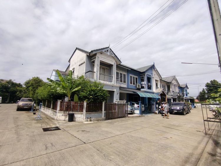 ขายทาวน์เฮ้าส์ 28 ตารางวา