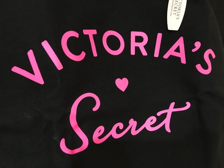 ลดราคา Victoria Secret ของแท้ กระเป๋าผ้า สีดำ ของใหม่เก่าเก็บ รูปที่ 16