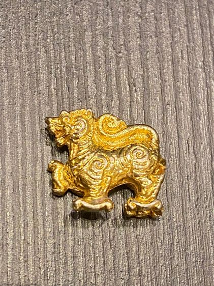 สิงห์หลวงปู่ทิมวัดละหารไร่  แจกในงานผูกพัทธสีมา ปี 27 กะไหล่ทองชุบสภาพสวย รูปที่ 8