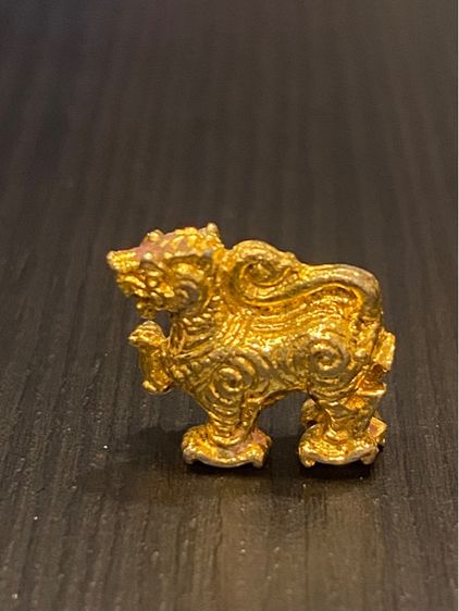 สิงห์หลวงปู่ทิมวัดละหารไร่  แจกในงานผูกพัทธสีมา ปี 27 กะไหล่ทองชุบสภาพสวย รูปที่ 5
