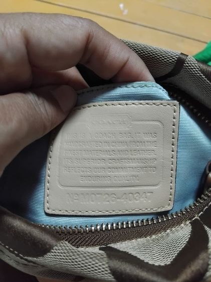 ขายกระเป๋าถือ Coach  สีน้ำตาลทอง รูปที่ 11