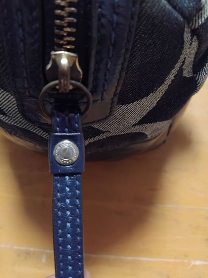 ขายกระเป๋าถือ Coach  สีน้ำเงิน รูปที่ 13