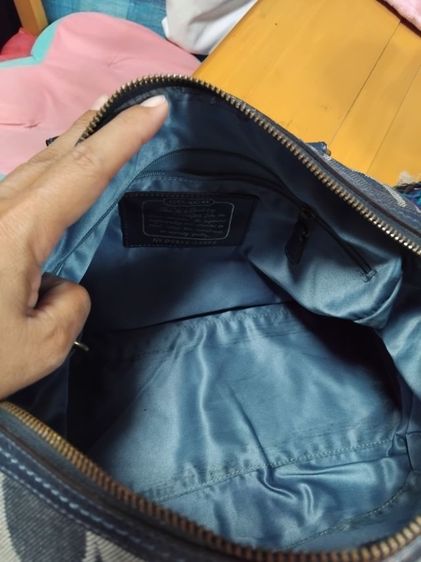 ขายกระเป๋าถือ Coach  สีน้ำเงิน รูปที่ 16