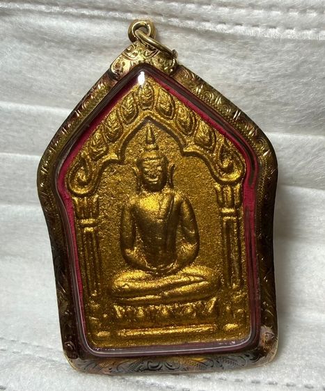 พระขุนแผนพรายกุมาร ปี46 เนื้อเหลืองทาทอง พิมพ์ใหญ่หลังตะกรุดทองแดงเฃี่ยมทองคำแท้ สวยงามตามภาพครับท่าน