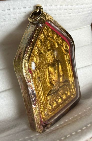 พระขุนแผนพรายกุมาร ปี46 เนื้อเหลืองทาทอง พิมพ์ใหญ่หลังตะกรุดทองแดงเฃี่ยมทองคำแท้ สวยงามตามภาพครับท่าน รูปที่ 4