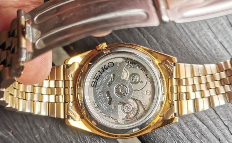 Vintage Seiko presiden auto day-date gold 7s26 ขอหยักตัวนิยม เดิม เดิมทองทั้งเรือนและสาย ใสกิ๊กเครื่องสวย เดินปรกติ สะสมใช้งานได้อีกนานครับ รูปที่ 5