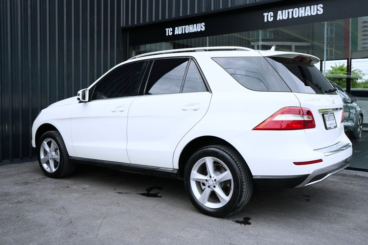 Mercedes-Benz ML-Class 2012 ML250 CDI Utility-car ดีเซล ไม่ติดแก๊ส เกียร์อัตโนมัติ ขาว รูปที่ 4