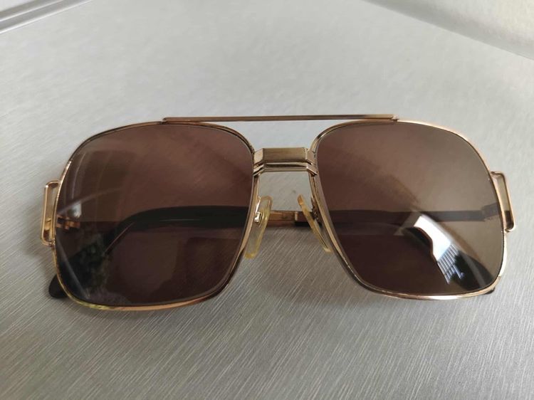 แว่นกันแดดวินเทจ 