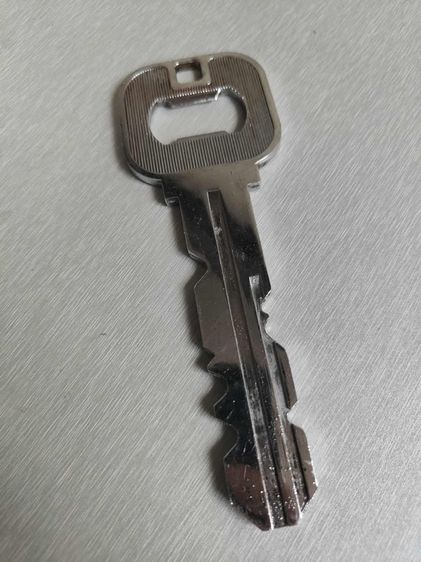 เปิดขวด Burberrys ทรงกุญแจ  รูปที่ 7