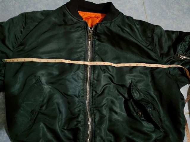 ขายเสื้อเจคเกตไฟท์ไม่ขาดไม่ปะสภาพดีสีเข้ม รูปที่ 10