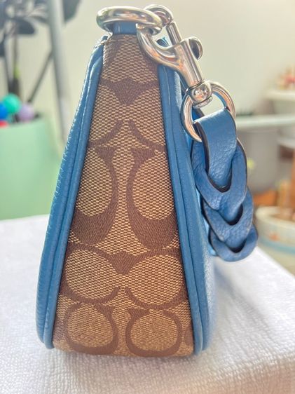 COACH TERI SHOULDER BAG รูปที่ 4