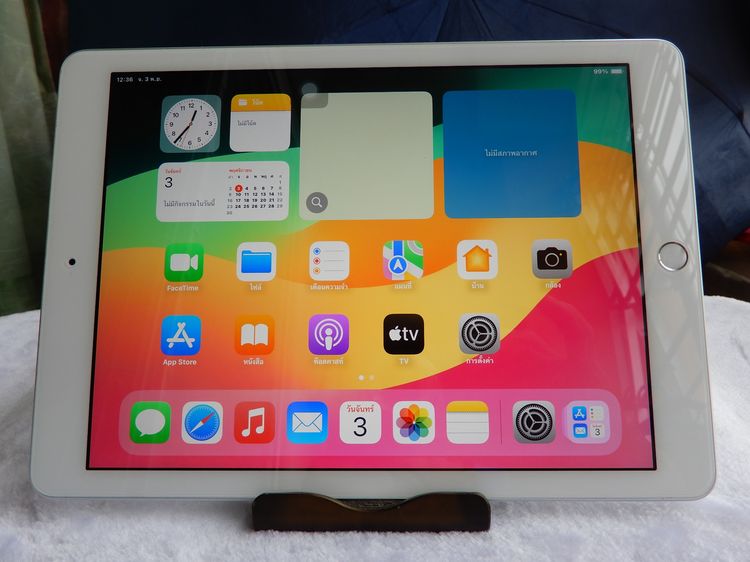 ขาย iPadGen6 128GB Wi-Fi เครื่องศูนย์ไทยสวยมาก (เจ้าของขายเองใช้มือเดียว) รูปที่ 3