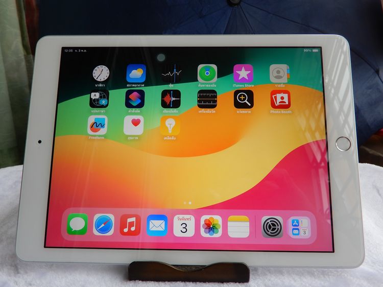 ขาย iPadGen6 128GB Wi-Fi เครื่องศูนย์ไทยสวยมาก (เจ้าของขายเองใช้มือเดียว) รูปที่ 4