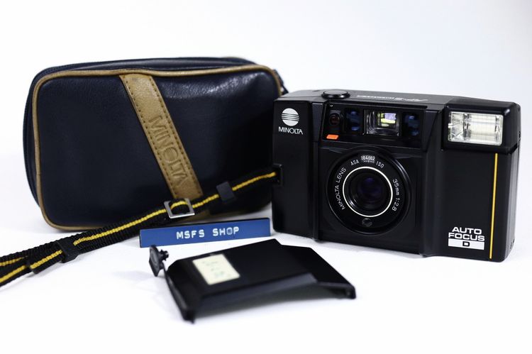 กล้องฟิล์ม MINOLTA สภาพดี ตีเป็นสภาพตั้งโชว์