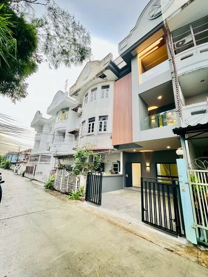 ไม่ใช่ ทาวน์เฮ้าส์ 3 ชั้น บางเขน – วงเวียนหลักสี่  ทำใหม่ทั้งหลัง ใกล้ BTS สถานี พหลโยธิน59- สายหยุด   รูปที่ 2