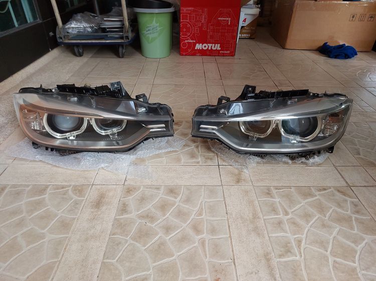 BMW F30 ไฟหน้า Xenon