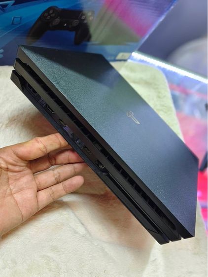 - PS4 Pro 1TB God of War  The Last of us Remaster Bundle รูปที่ 7