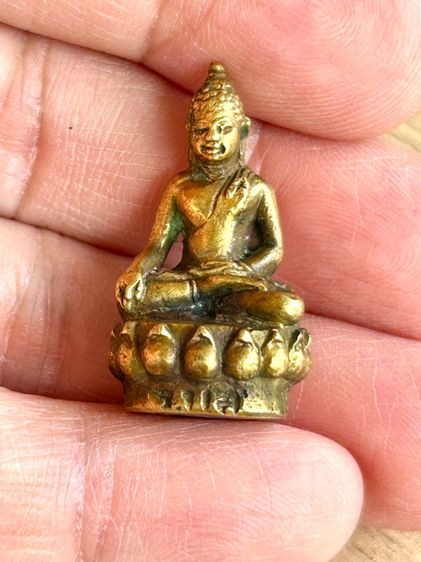 พระกริ่งสามกษัตริย์ (กลับดวง) พิมพ์เชียงแสนเนื้อทองดอกบวบ พิมพ์ใหญ่ ปี 2518 หลวงปู่สนท วัดลำบัวลอย จ.นครนายก รูปที่ 6