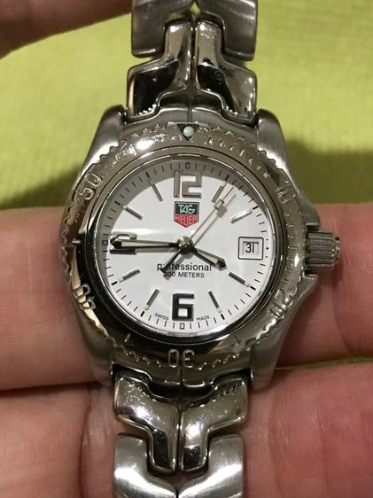 ลดราคา Tag Heuer ของแท้ สตรี ขนาด 27มิล เครื่องquartz สภาพดีมาก รูปที่ 7