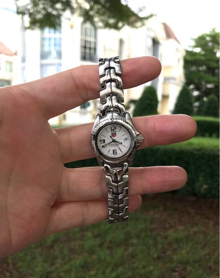 ลดราคา Tag Heuer ของแท้ สตรี ขนาด 27มิล เครื่องquartz สภาพดีมาก รูปที่ 3