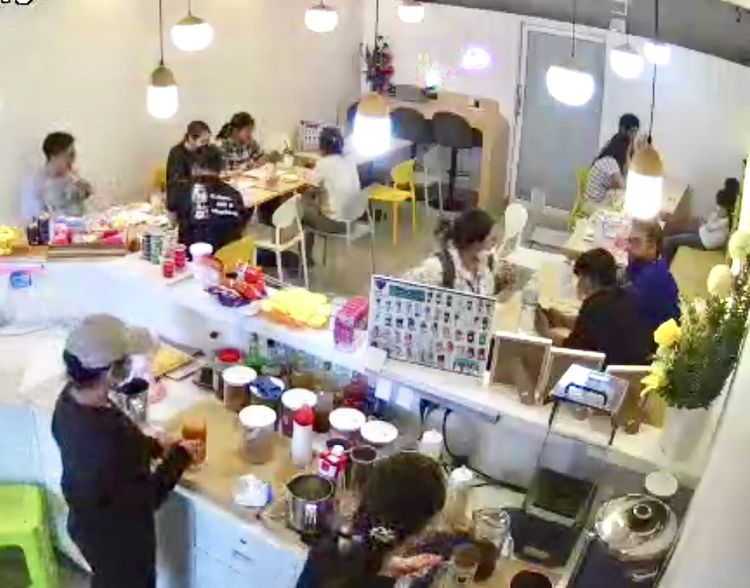 เซ้ง ร้านกูโรตีชาชัก เวิลด์มาร์เก็ต ทวีวัฒนา  รูปที่ 2