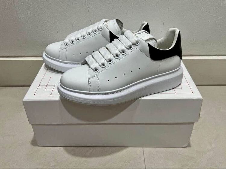 รองเท้า Alexander McQUEEN