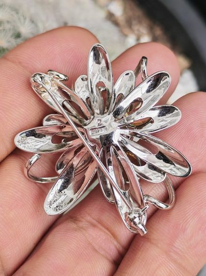 เข็มกลัดเงินแท้ ฝังพลอย งานนอก สวยมาก ราคาแบ่งปันครับ รูปที่ 6