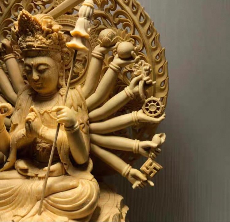 🕉️เจ้าแม่กวนอิมปางพันกร (แกะสลักไม้) รูปที่ 6