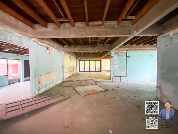 ไม่มี ขายที่ดินพร้อมบ้าน 198 ตร.ว. สุขุมวิท 71 วาละ 185,000 บาท รูปที่ 3