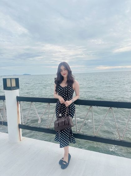 เดรสลายจุดขาวดำ