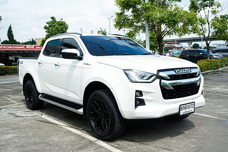 Isuzu D-MAX 2020 3.0 V-Cross Z 4WD Pickup ดีเซล ไม่ติดแก๊ส เกียร์ธรรมดา ขาว รูปที่ 3