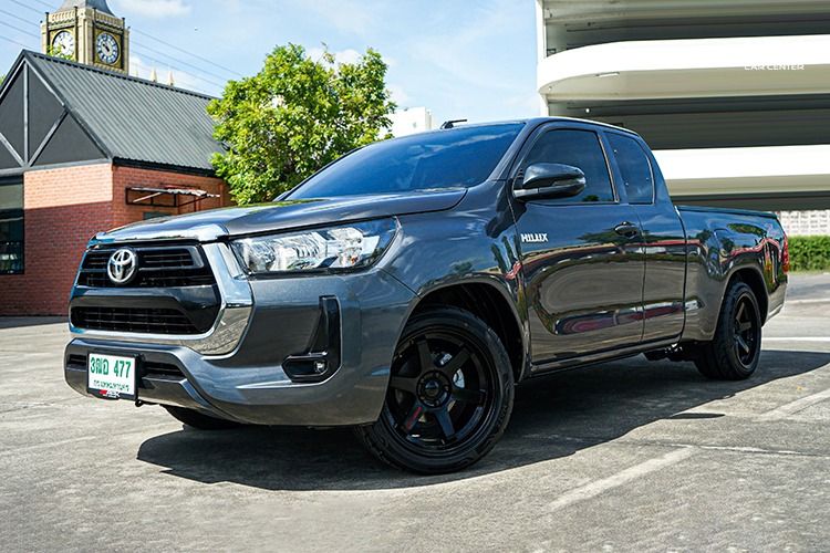 รถ Toyota Hilux Revo 2.4 Z Edition Entry สี ขาว