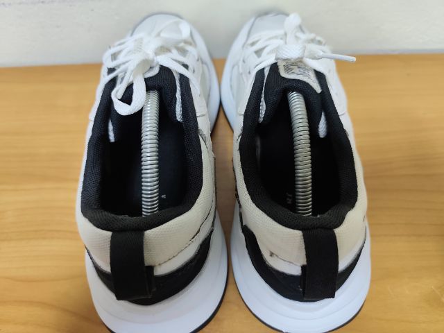 Under Armour 44.5 28.5 แท้ มือสอง รูปที่ 8