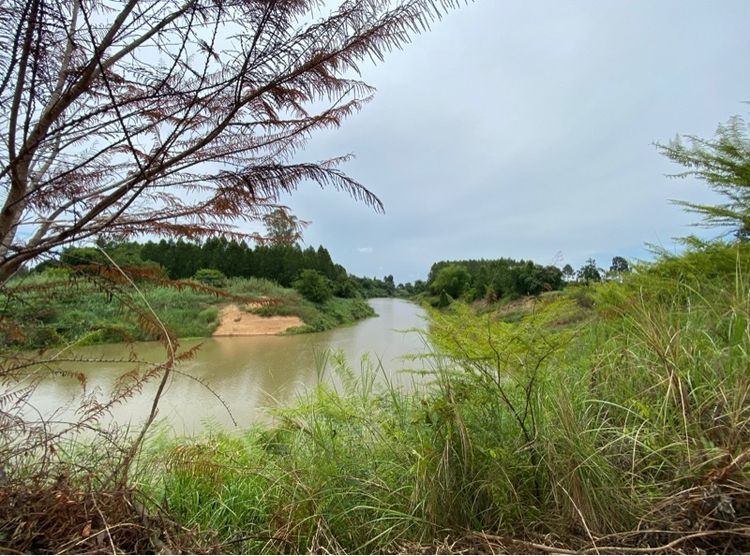 ขายที่ติดแม่น้ำ กบินทร์บุรี