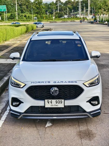 MG ZS 2021 1.5 V Sunroof Sedan เบนซิน ไม่ติดแก๊ส เกียร์อัตโนมัติ ขาว รูปที่ 4