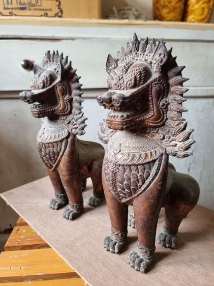คู่สิงห์ปราสาท หล่อสำริด ลายแน่น ผิวเก่าสวยเข้ม เสริมฮวงจุ้ย รูปที่ 2