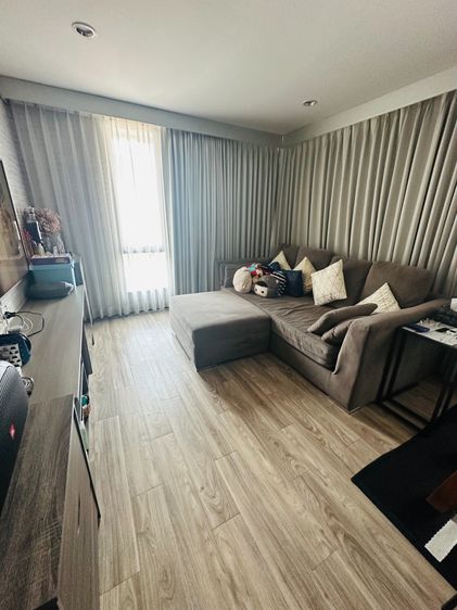 ตกแต่งครบ ขาย ให้เช่า รีโนเวทใหม่ เพนท์เฮ้าส์ ห้องเดียวในโครงการ The Unique 10 ลาดพร้าว 10 เฟอร์ครบพร้อมเข้าอยู่ ใกล้ MRT ลาดพร้าว รูปที่ 2