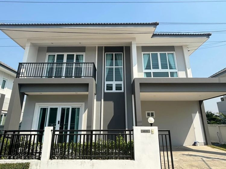 ขายบ้านเดี่ยว หมู่บ้านเดอะเบส ลำลูกกา คลอง 8 ปทุมธานี แปลงสวย หน้าบ้านหันทิศใต้ เพียง 4.75 ล้านบาท