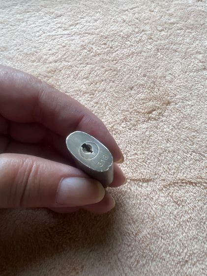 กุญแจพร้อมลูก 2 ดอกแท้ louis vuitton 318แท้ รูปที่ 4