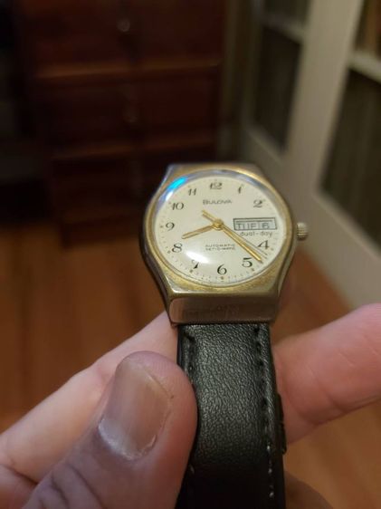 ขายนาฬิกา Bulova 35 มิลรวมเม็ดมะยม ราคา 1200 รวมส่ง โทร.ไลน์ 0811377711