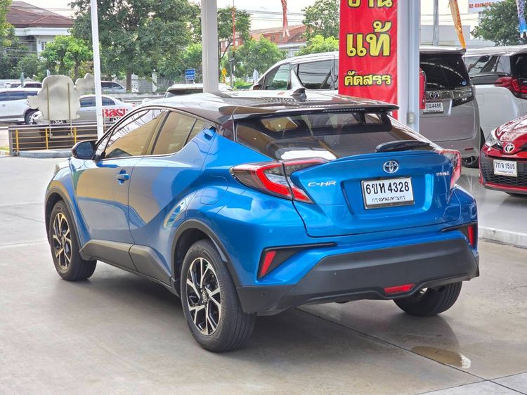 Toyota C-HR 2018 1.8 Hybrid Hi Sedan ไฮบริด ไม่ติดแก๊ส เกียร์อัตโนมัติ น้ำเงิน รูปที่ 4